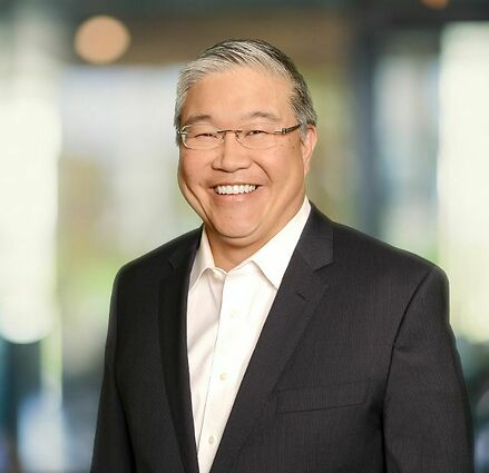 Photo of Brian E. Lo