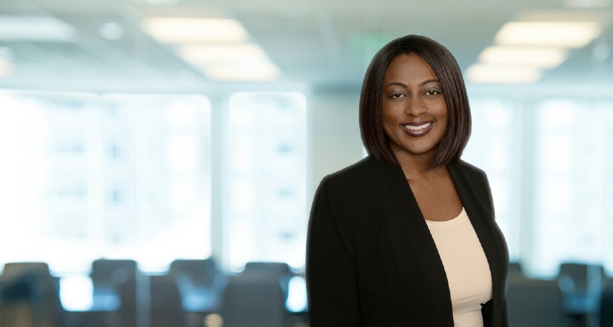 Nikki Ojielo, Holthouse Carlin & Van Trigt LLP Photo