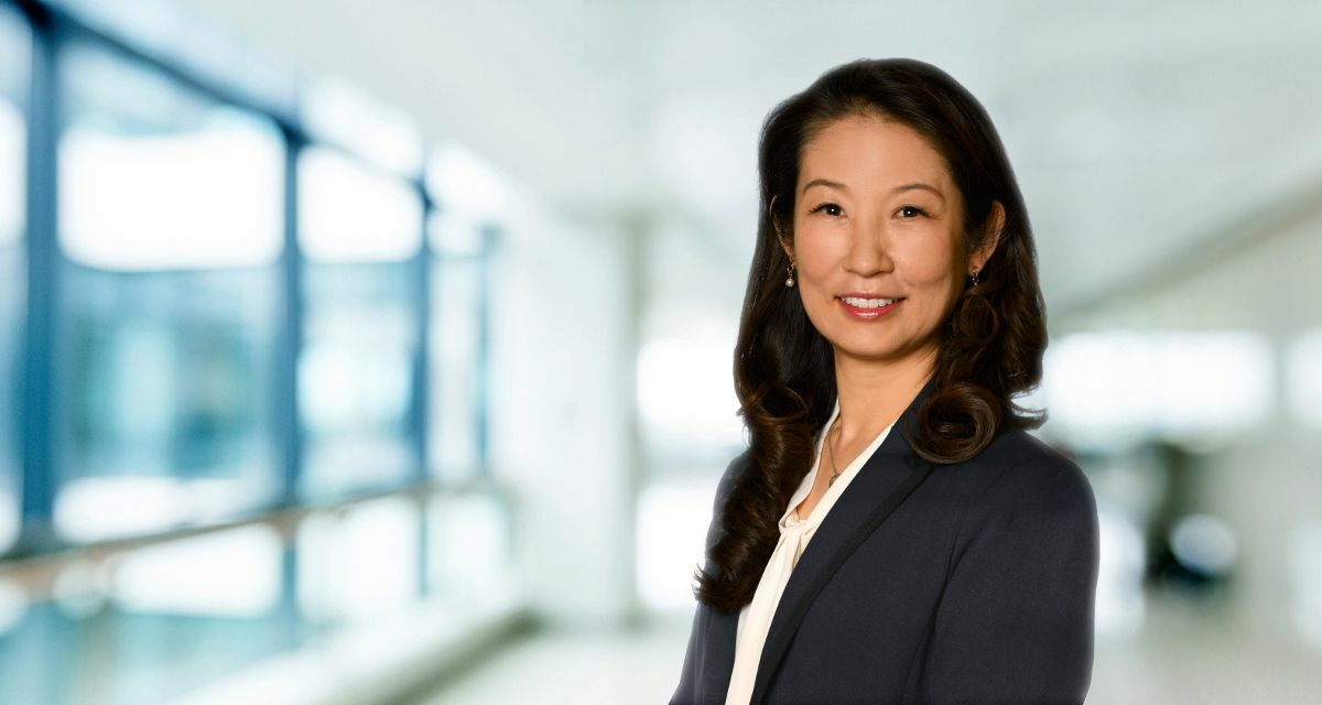 Isabel Kim, Holthouse Carlin & Van Trigt LLP Photo